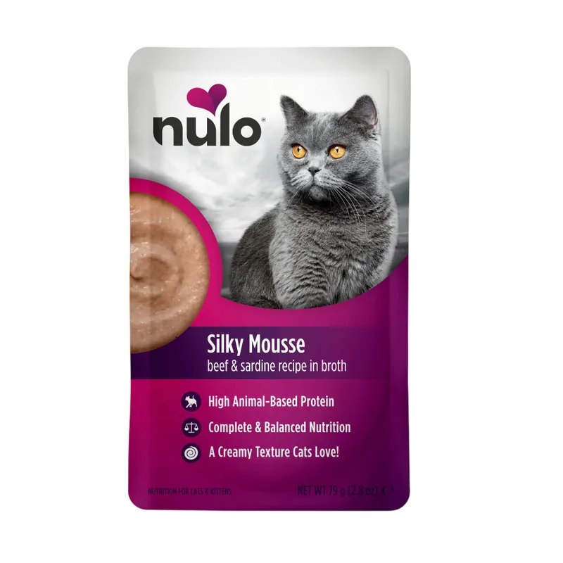 Oferta De Temporada Nulo Mousse Cremoso de Ternera y Sardinas sobres para gatos